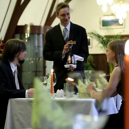 Hotel Ensana Pacifik 4*